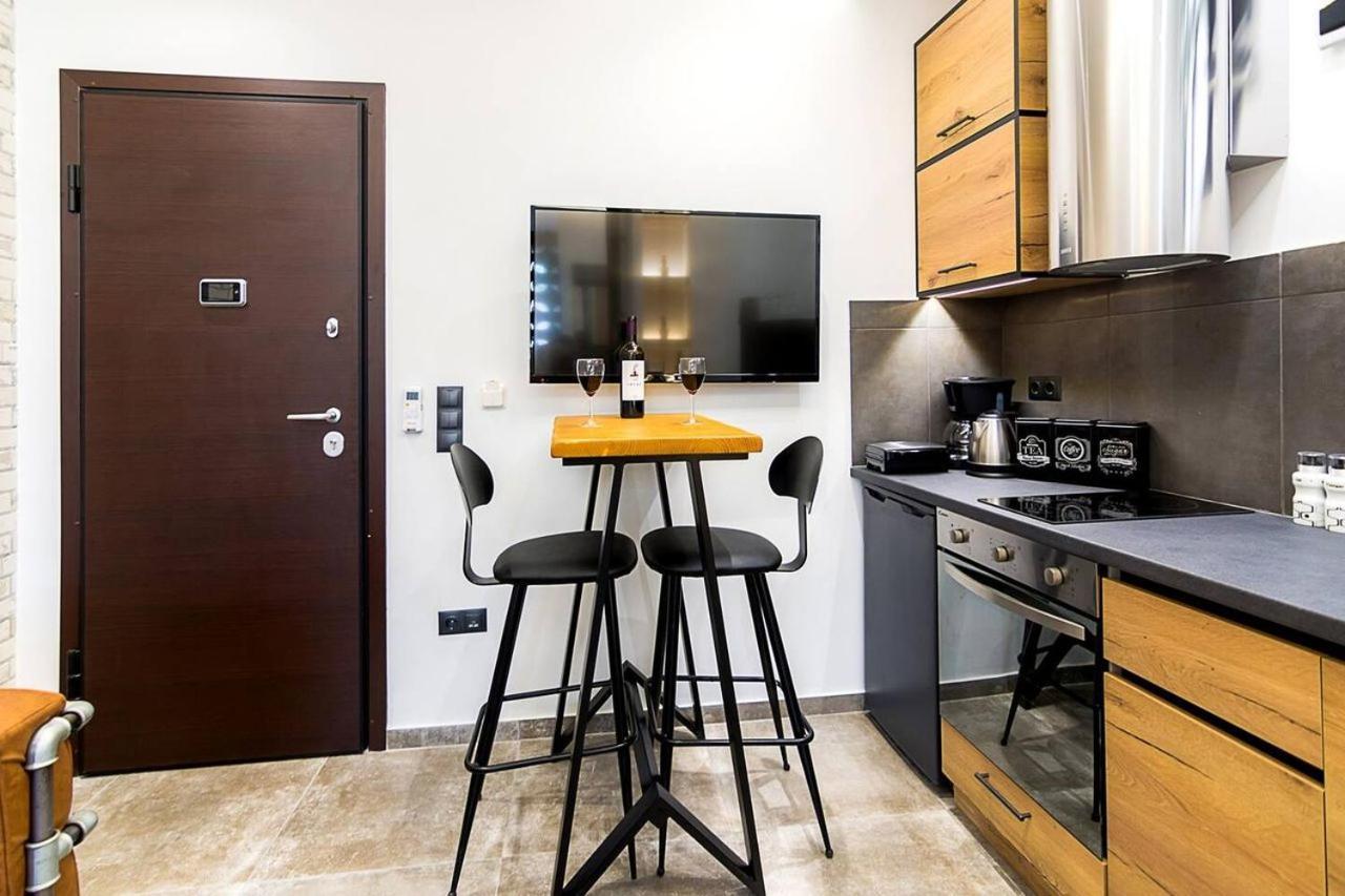 Emily In Athens - Central Design Awarded Flat Syntagma E3 Экстерьер фото