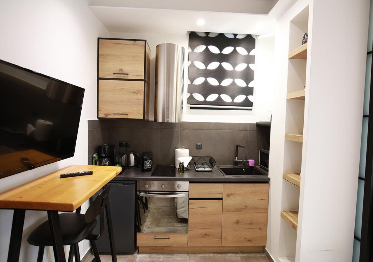 Emily In Athens - Central Design Awarded Flat Syntagma E3 Экстерьер фото